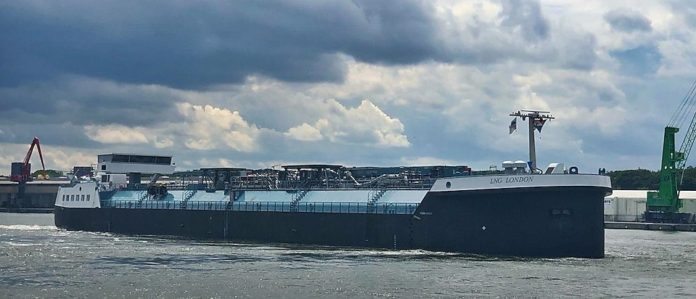LNG-bunkerbinnenvaartschip