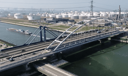 Aanzienlijke vertragingen bij Suurhoffbrug
