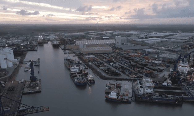 Havenbedrijf Moerdijk bindt strijd aan met wild parkeren