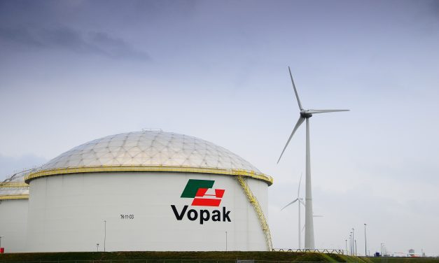 Vopak verkoopt Rotterdamse terminals