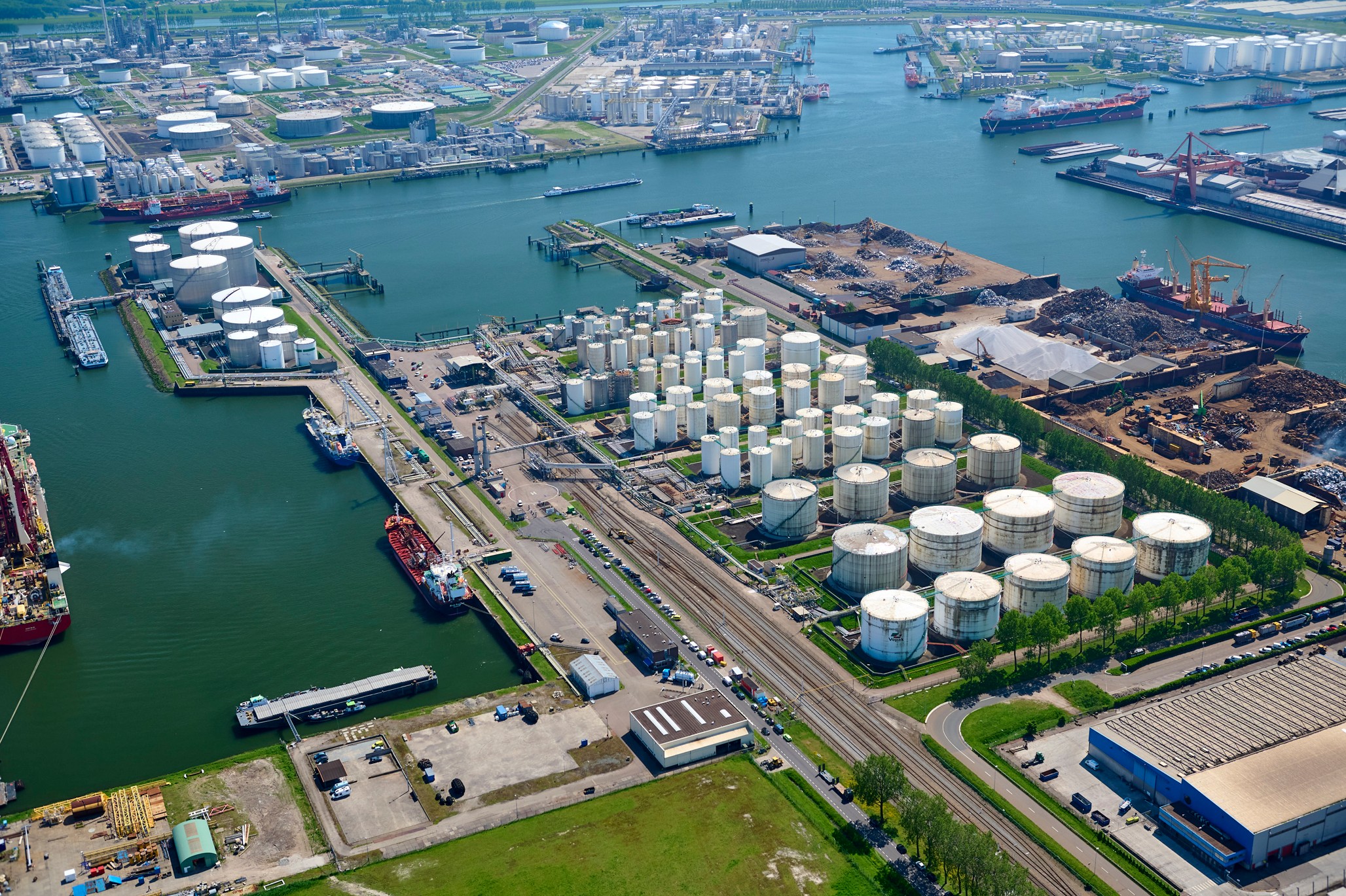 Extra opslagcapaciteit biobrandstoffen bij Liquin